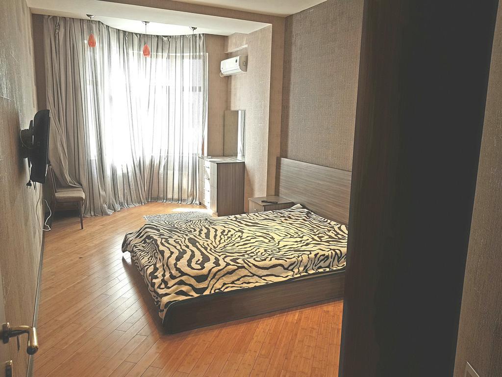 Apartment On Mirqasimov St.29 Baku Exterior photo